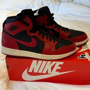 Air Jordan 1 Retro rare size 13.5 Excellent Condition worn one time